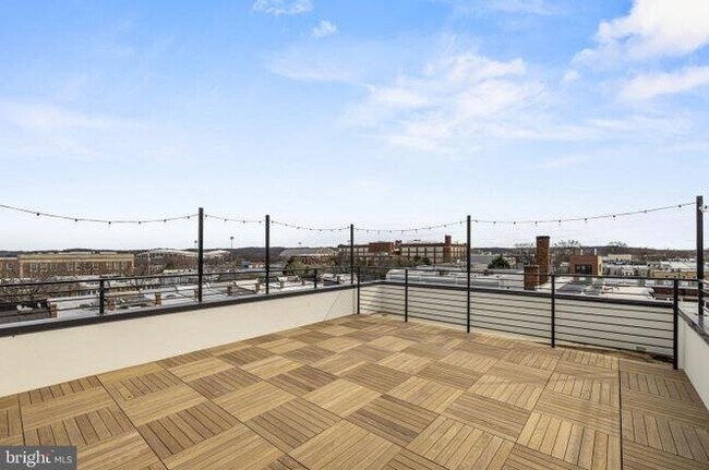 Foto del edificio - 217 16th St NE