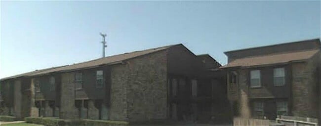 Building Photo - 301 Yerby St