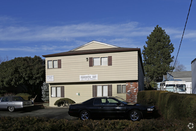 Building Photo - Pennington