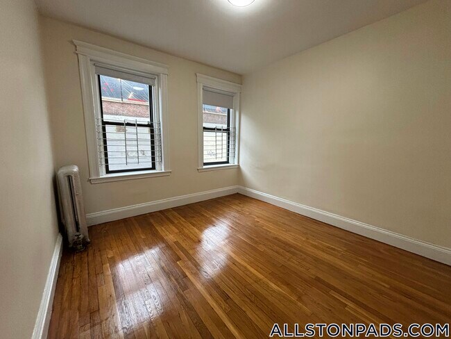 Foto del edificio - 1144 Commonwealth Ave