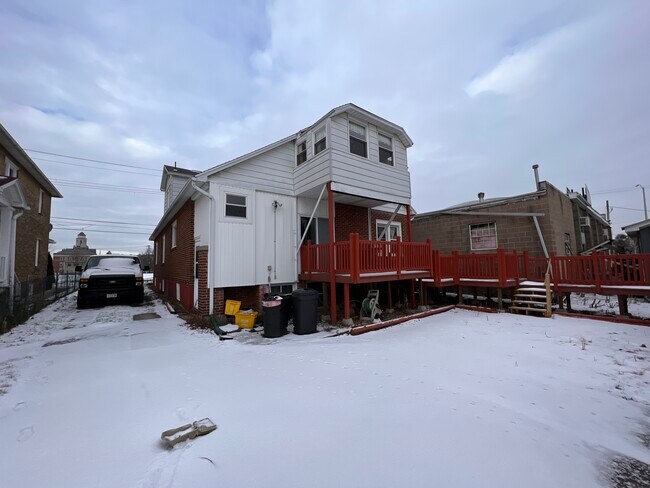 Foto del edificio - 3 Jackson Ave