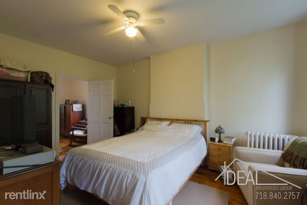 Foto principal - 93 Underhill Ave