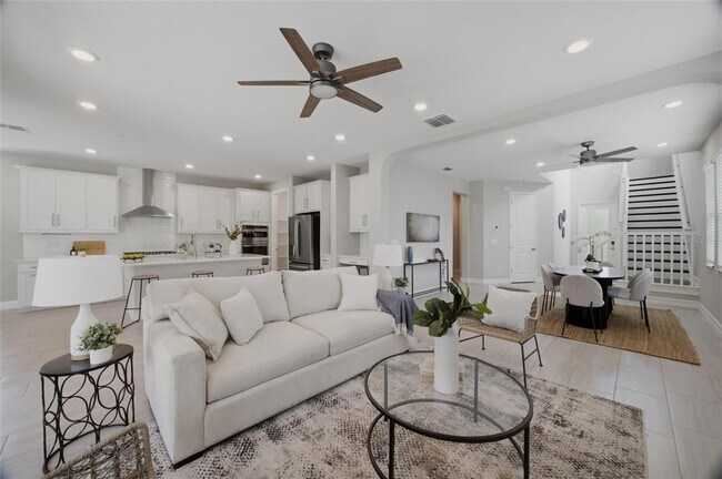 Building Photo - 4667 San Martino Dr