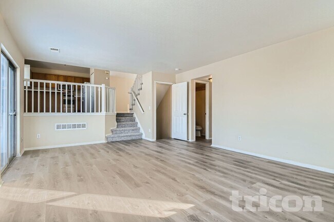 Foto del edificio - 12789 Elm St