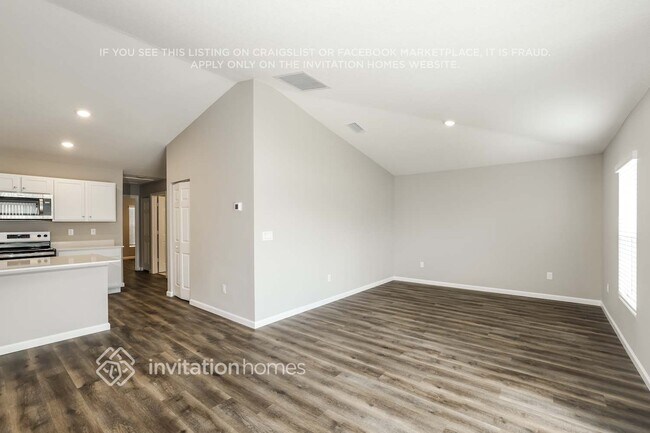 Foto del edificio - 1845 SW California Blvd