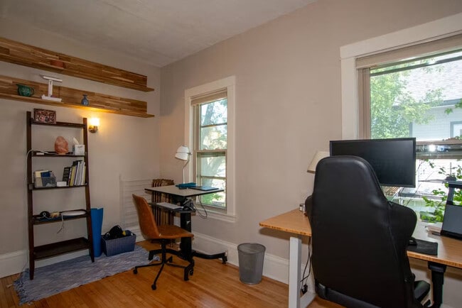 Foto del edificio - 3216 15th Ave S