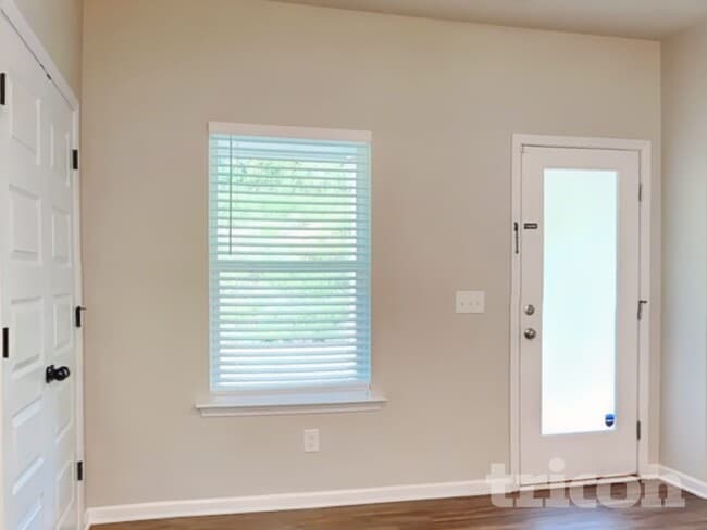 Building Photo - 212 Malbone St SW