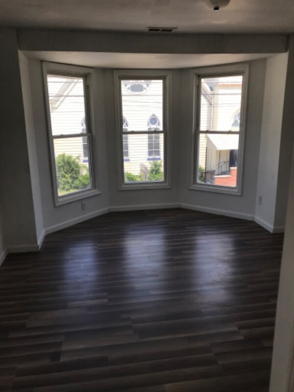 Foto del edificio - 400 W McNeal St