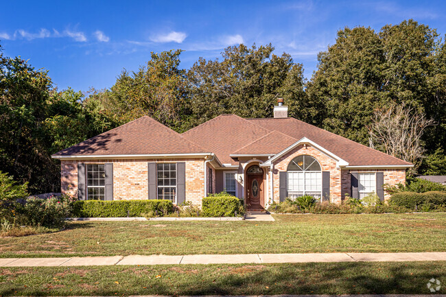Building Photo - 813 Magnolia Bayou Blvd