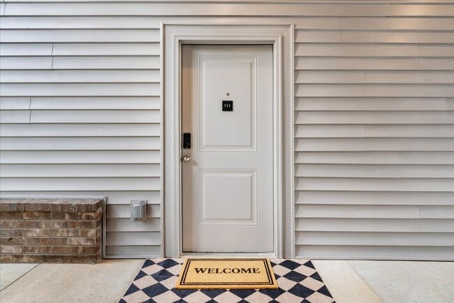 Building Photo - Move-In Special! First Month's Rent Just $99 When You Sign by 7/31 | Brand-New 2 Bed, 2 Bath Apar...