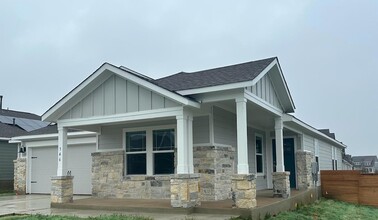Building Photo - 346 Carmello