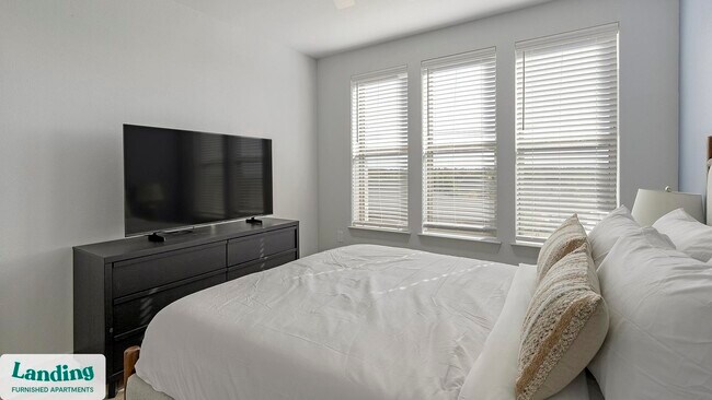 Foto del edificio - 3351 Walton Dr