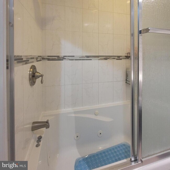 Foto del edificio - 3458 N 3rd St