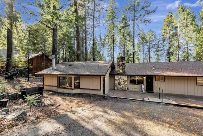 Foto del edificio - 2900 Shady Ln