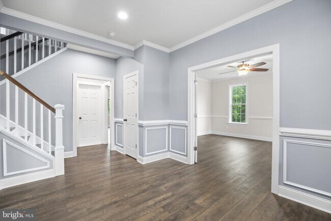 Building Photo - 6337 Louisianna Rd