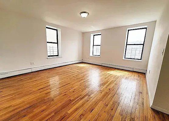 Foto principal - 1 bedroom in BRONX NY 10456