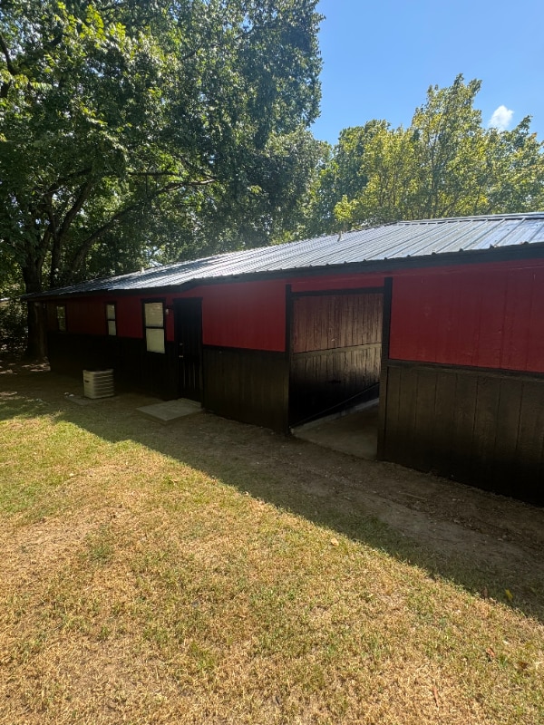 Building Photo - 301 E Ruth Ave