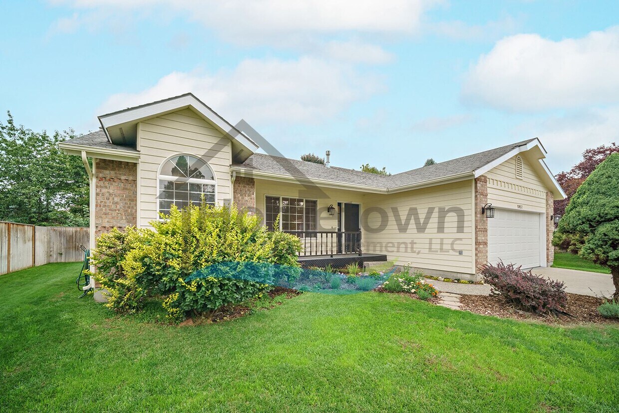Primary Photo - Exceptional Value: 3 Bedroom 2 Bathroom Ho...
