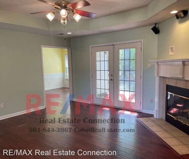 Building Photo - 4 br, 2 bath House - 1031 Golden Hills