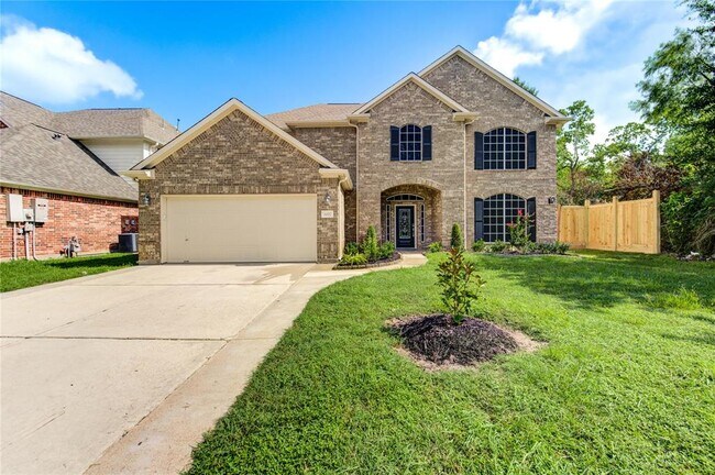 Building Photo - 5002 Laura Lee Ln