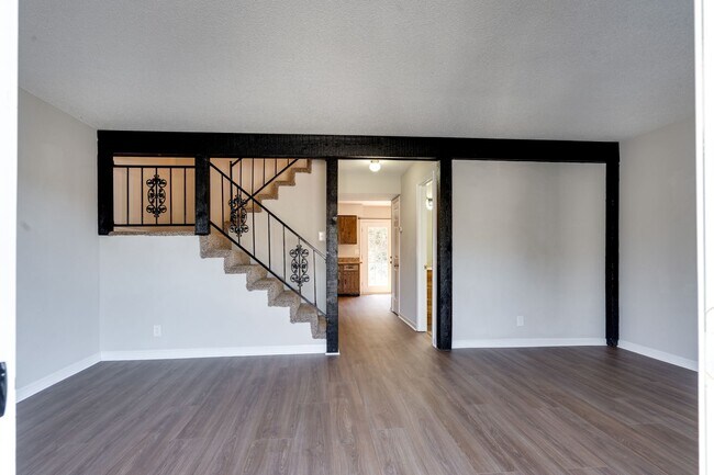 Foto del edificio - 2110 Ashland City Rd