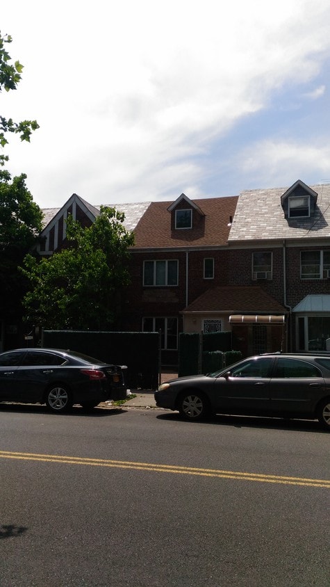 Primary Photo - 7518 Vleigh Pl