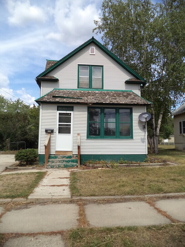 Foto del edificio - 840 10th Ave NW