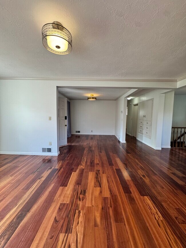 2 Bed, 2 Bath Home - 2 Bed, 2 Bath Home