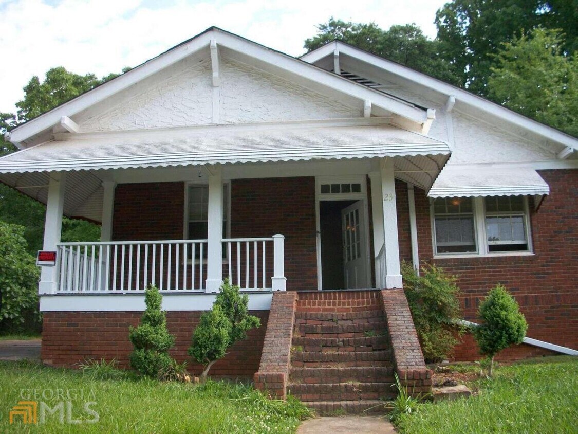 23 4th St, Gainesville, GA 30504 House Rental in Gainesville, GA