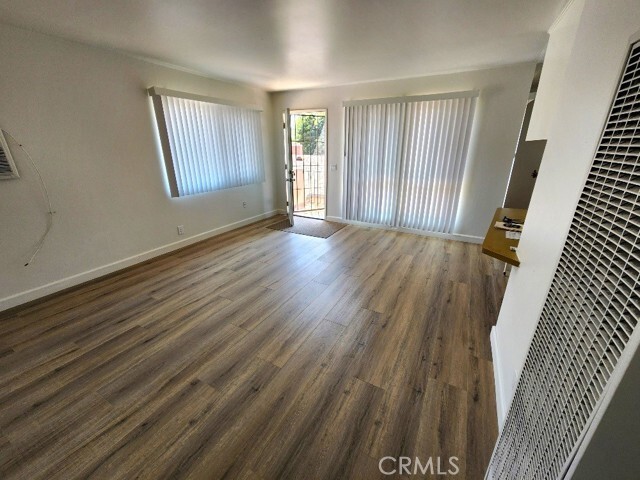 Foto del edificio - 2140 E Lambert Rd