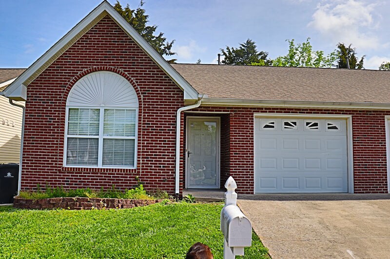 Foto principal - 4962 Grigsby Gate Way