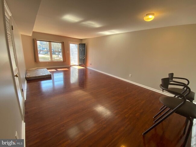 Building Photo - 5833 Orchard Hill Ct