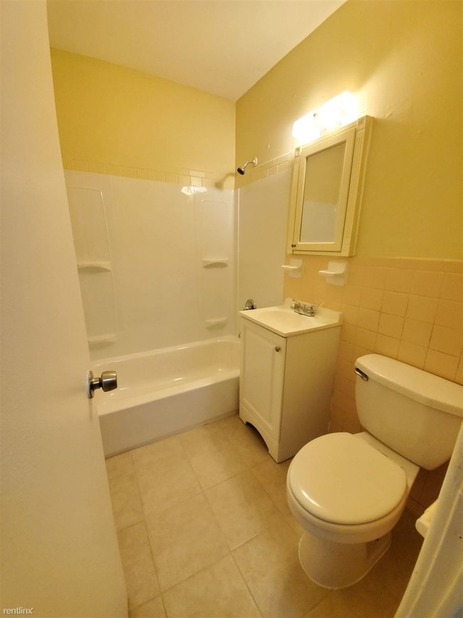 Building Photo - Studio, 1 bath  - 154 Fountain St 2D1