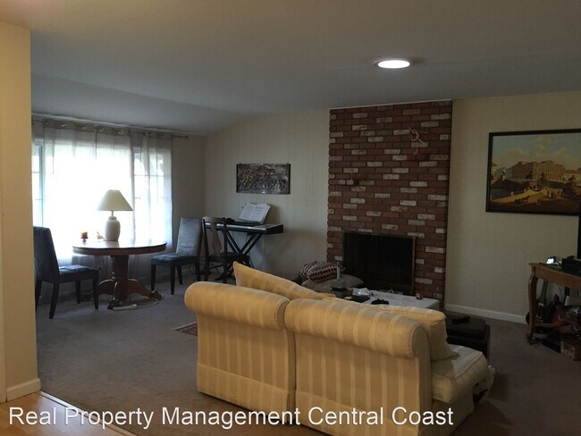 Building Photo - 4 br, 2 bath House - 562 Cuesta Drive