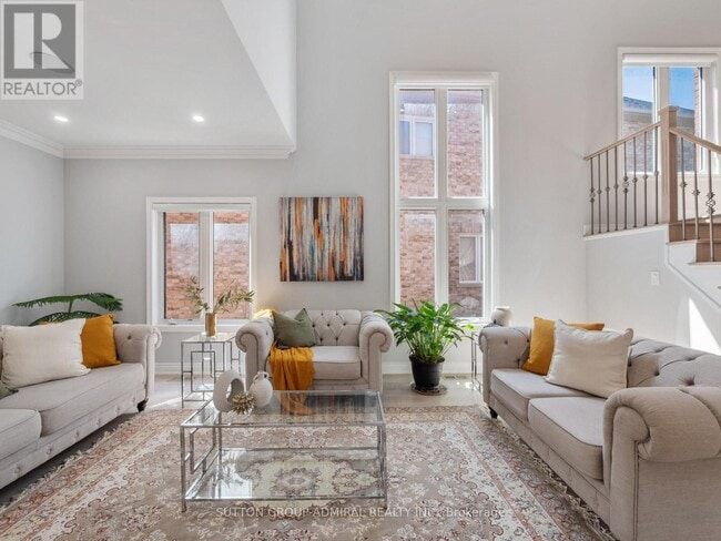 Photo du bâtiment - 60 Starwood Rd