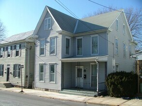 Building Photo - 119 E Burd St