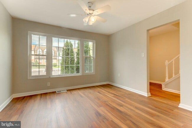 Building Photo - 6047 Bonnie Bern Ct
