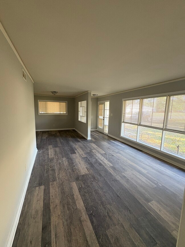 Foto del edificio - 3648 Thomas Ave