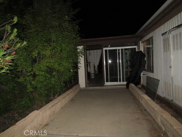 Foto del edificio - 23057 Big Tee Dr