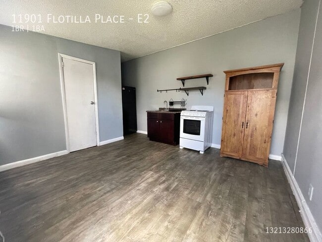 Building Photo - 11901 Flotilla Pl