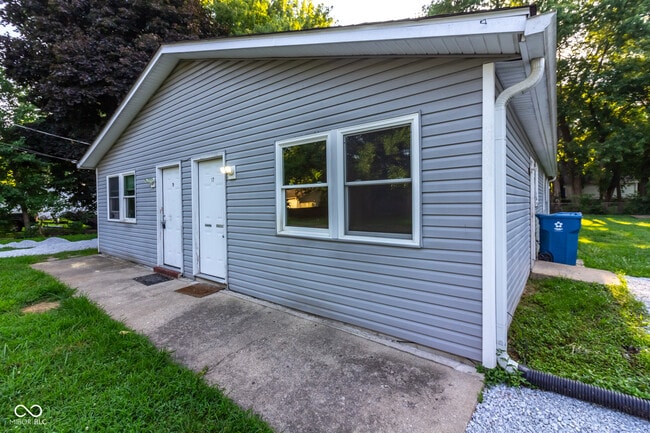 Building Photo - 6019 Bluff Crest Ct