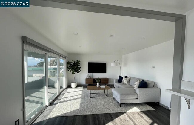 Foto del edificio - 3081 Birmingham Dr