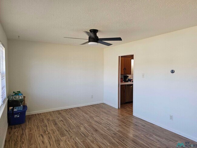 Foto del edificio - 217 W University Dr