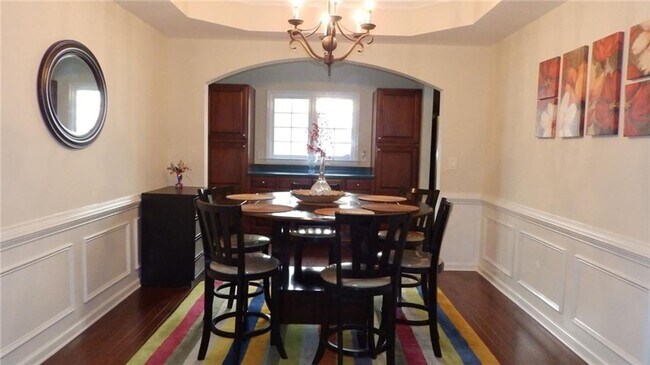 Building Photo - 4 Bedroom Single Family Rental in Great Du...