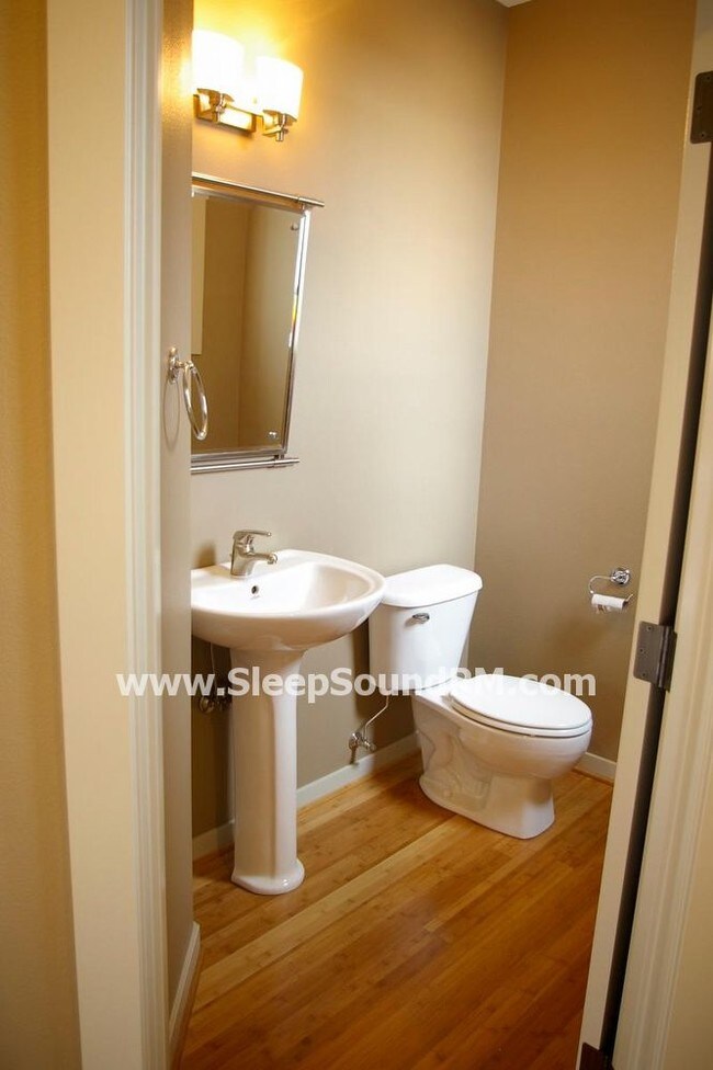 Foto del edificio - 3416 SW Moss St