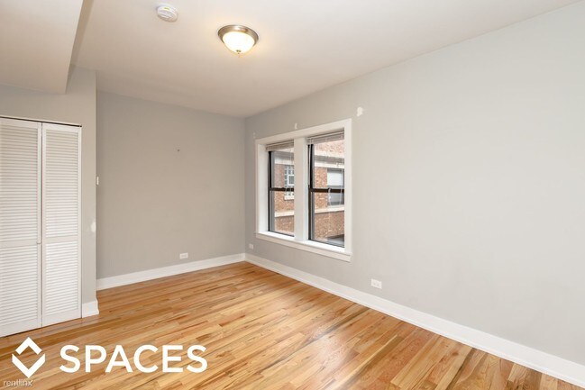 Foto del edificio - 820 W Cuyler Ave
