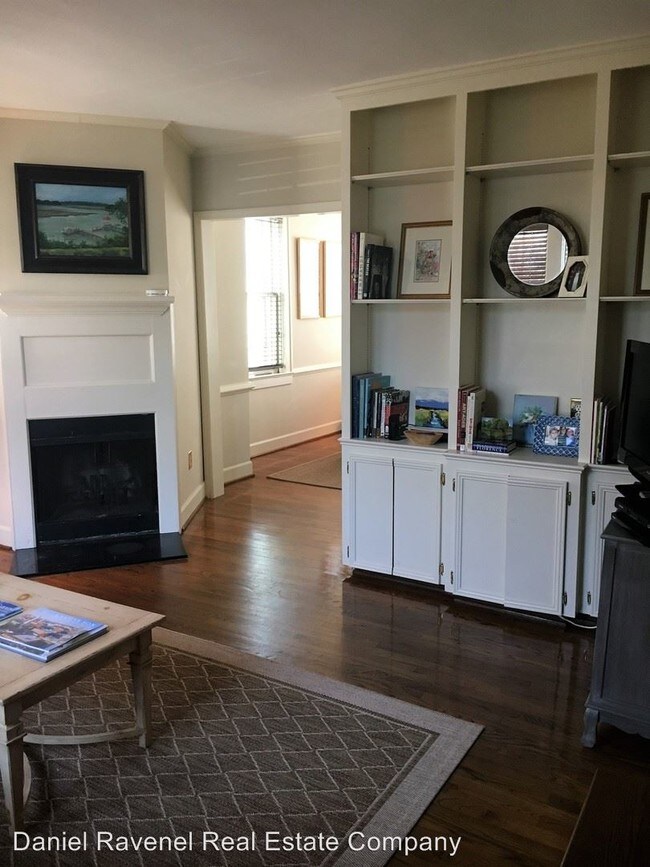 Building Photo - 2 br, 2.5 bath House - 39 Ashley Avenue