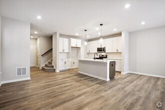 Building Photo - 14536 Twin Lakes Cir