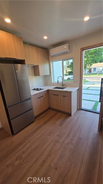 Foto del edificio - 22732 Mariano St