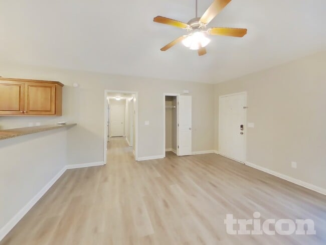 Foto del edificio - 414 Niagra Ln